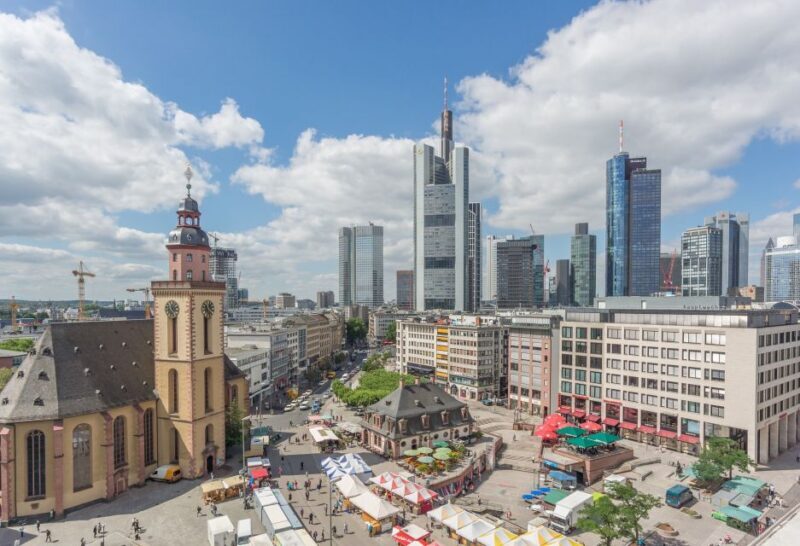 Frankfurt - Old Town Historic Walking Tour - The Main Guardroom and Opera House