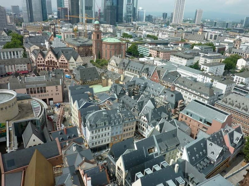 Frankfurt: Old Town Historical Walking Tour with Geo Epoche - Key Points