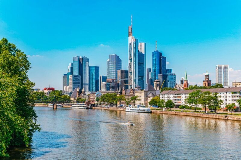 Frankfurt: River Main Sightseeing Cruise with Commentary - Breaking Down the Experience