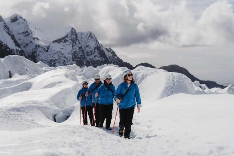 Franz Josef: 2.5 Hour Glacier Hike with Helicopter Transfer - An In-Depth Look at the Franz Josef Glacier Hike & Helicopter Experience