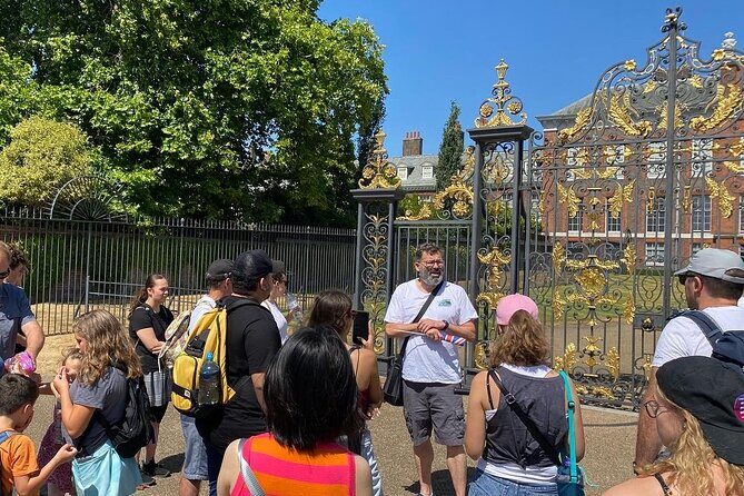 Freddie Mercury and Queen. The London tour - FAQ