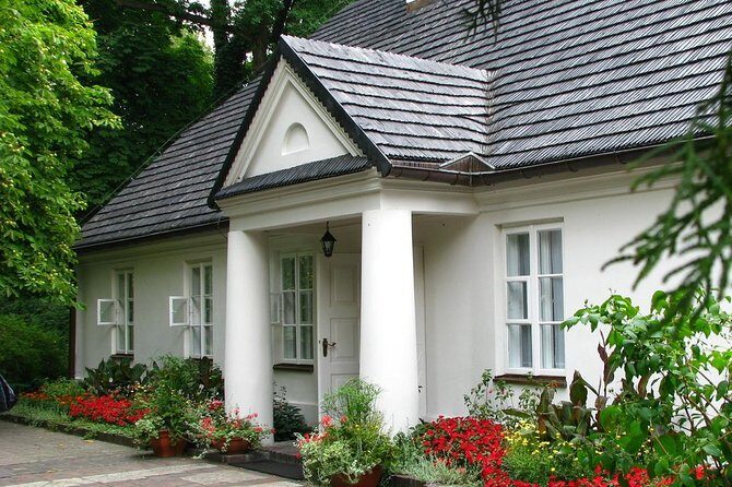 Frederic Chopin Private Tour in Warsaw and Zelazowa Wola with lunch - Introduction to the Tour