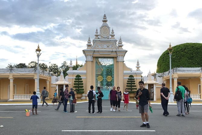 ( Free eSim) Classic Phnom Penh Full Day Tour - FAQs