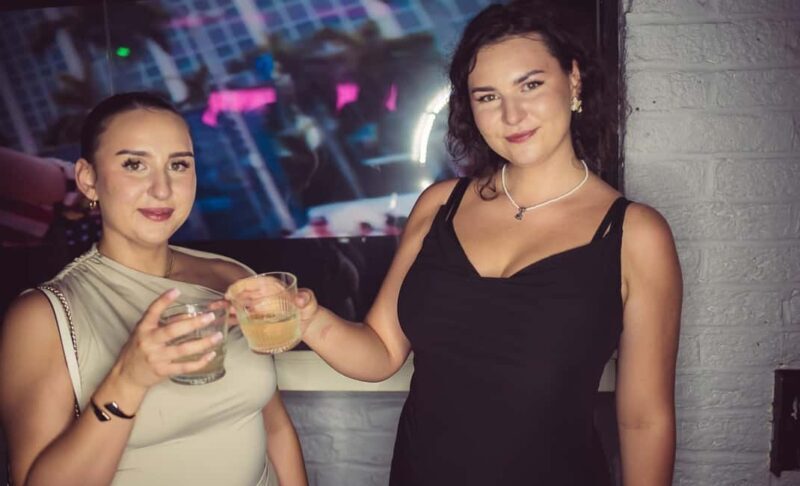 FREE pub Crawl with optional 1 hour open bar and 3 VIP clubs - Key Points