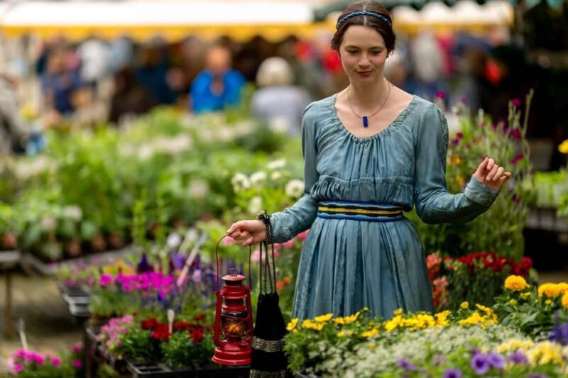 Freiburg: Acting tour Historix tour "Cathedral, gates, city legends" - Key Points