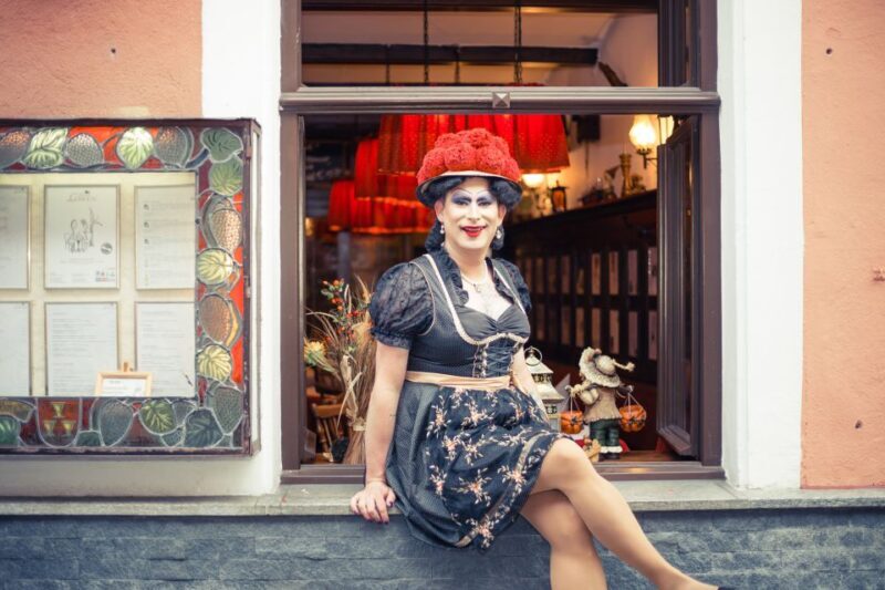 Freiburg: City Walking Tour with Drag Queen Betty BBQ - Key Points