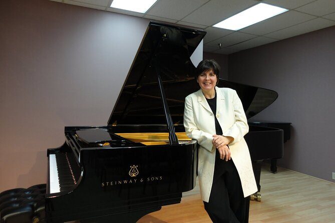 French Cuisine & Live Piano Concert at Chez Sandrine! - Key Points