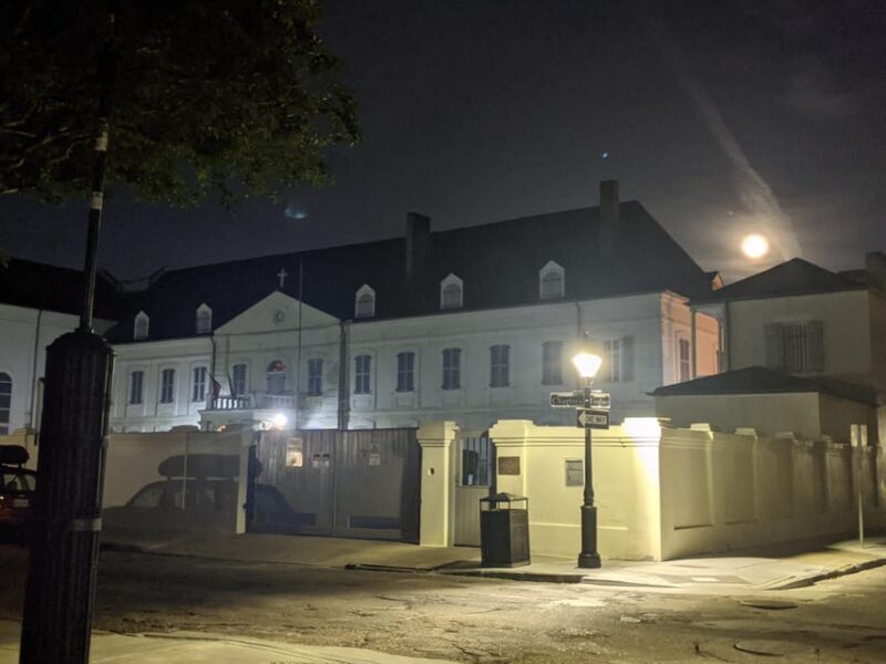 French Quarter: Haunted Hollywood Ghost Tour in New Orleans - An In-Depth Look at the Haunted Hollywood Ghost Tour