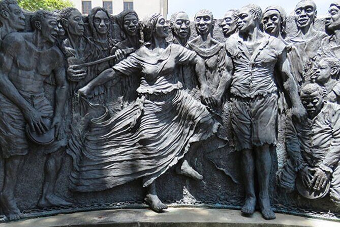 French Quarter, Voodoo, and Vampire History Tour - A Deep Dive into the Tour Experience