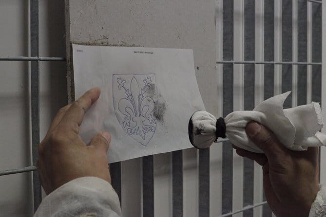Fresco Painting Class in Florence - FAQ