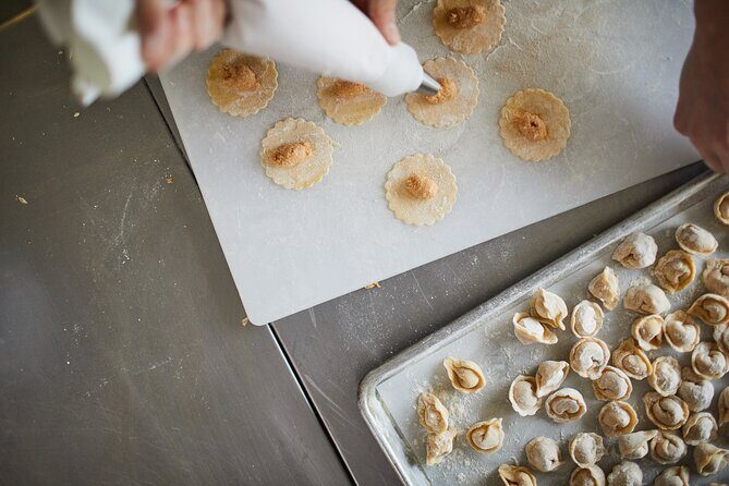 Fresh Stuffed Pasta: Tortelloni with Spinach and Ricotta - FAQ