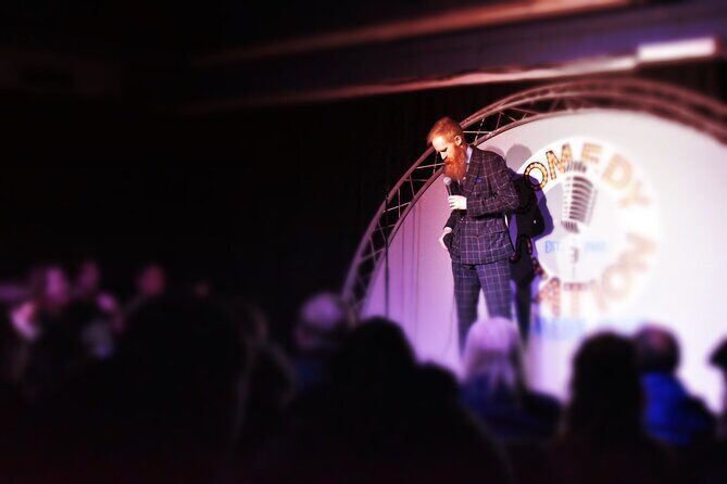 Friday & Saturday night comedy club entry - An In-Depth Look at the Comedy Station Experience