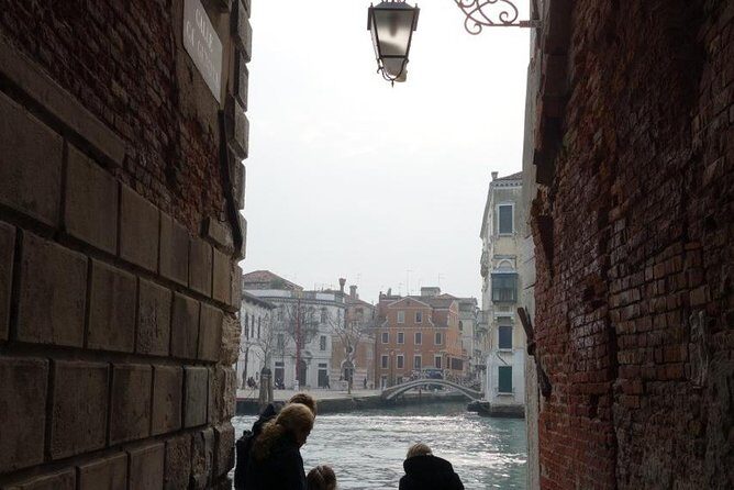 FriendInVenice: Experience the True Venice with a Private Tour - Key Points