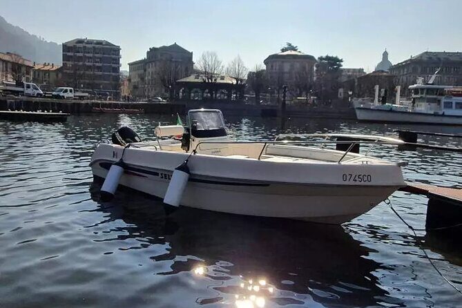 From 1H to 4H License Free Boat Rental 40cv Lake Como - The Sum Up