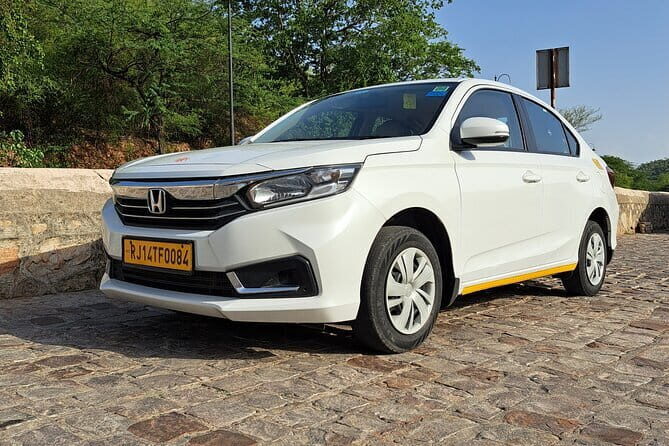 From Agra: Private one way Transfers Cab To Delhi drop - What to Expect During Your Transfer