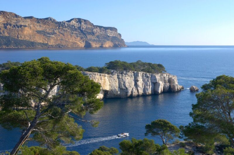From Aix: Cassis Boat Ride & Provence Wine Tasting Day Tour - The Sum Up