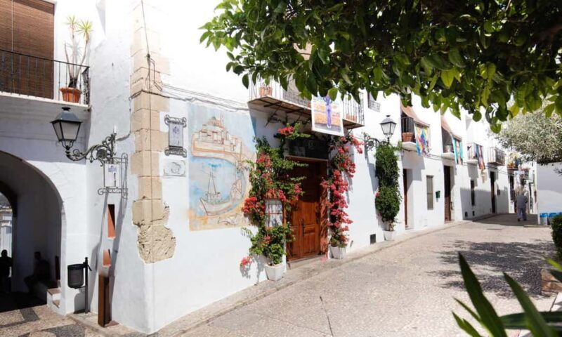 From Alicante: Guadalest, Altea & ticket in Algar Waterfalls - FAQs