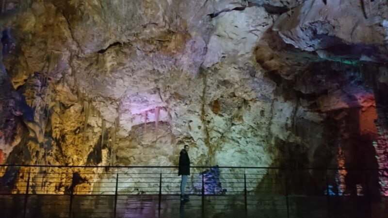 From Alicante: to the caves in Europe, Canelobre. Gidovik - FAQs
