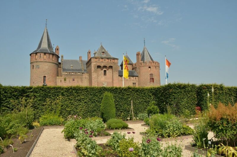 From Amsterdam: Amsterdam Castle Muiderslot Private Tour - A Closer Look at the Itinerary and Experience