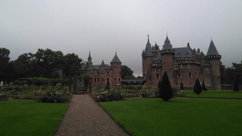 From Amsterdam: Muiderslot and De Haar Castle Tour - A Detailed Breakdown of the Tour Experience