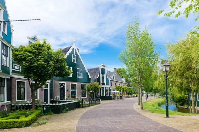 From Amsterdam: Windmills of Zaanse Schans Tour in Spanish - Final Thoughts
