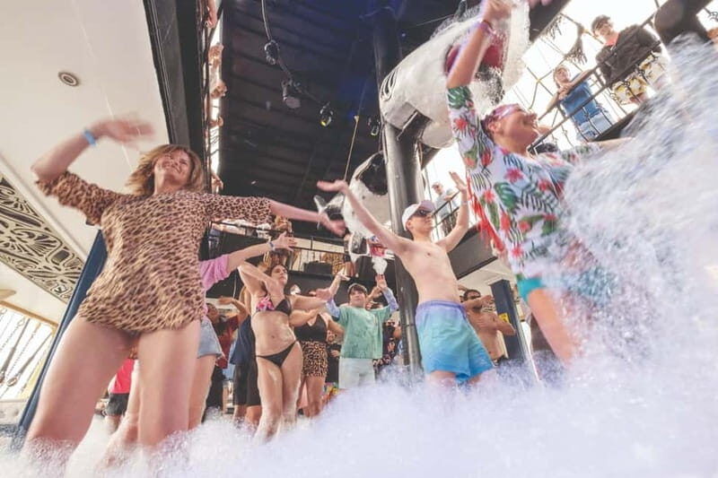 From Antalya/Kemer: All-Inclusive Party Boat with Lunch - Lunch at Phaselis Bay