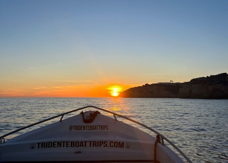From Armação de Pêra: Sunset Benagil Caves Boat Tour - FAQ