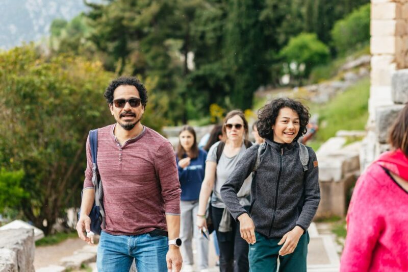 From Athens: Day Trip to Delphi & Arachova with Audio Guide - Discovering the Magic of Delphi and Arachova