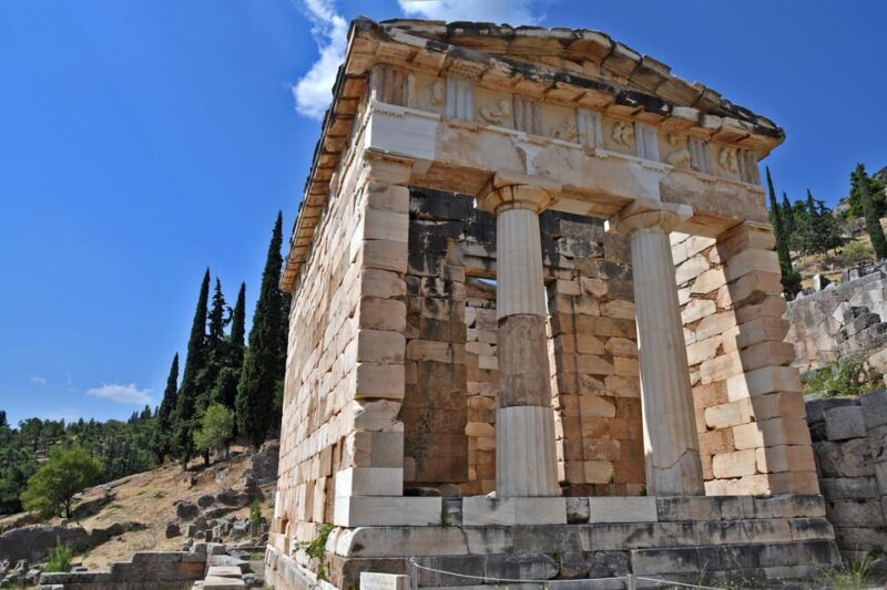 From Athens: Delphi and Osios Loukas Monastery Day Trip - Practical Details and Tips