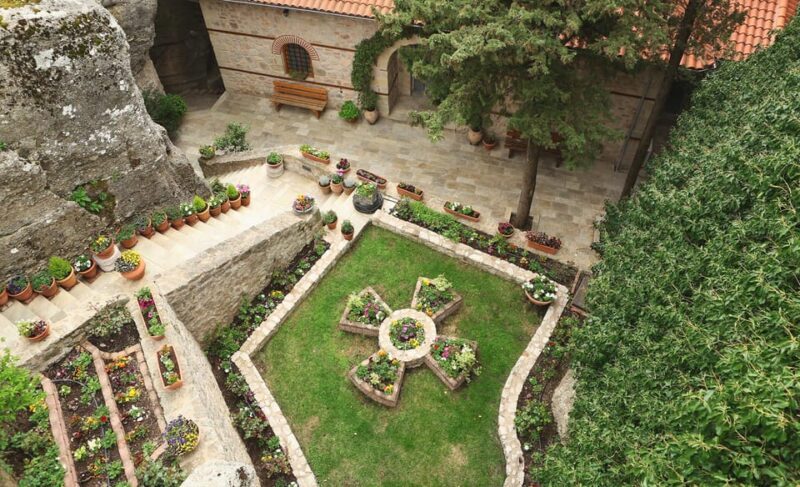 From Athens: Meteora Full-Day Trip with Guide on Luxury Bus - Key Points