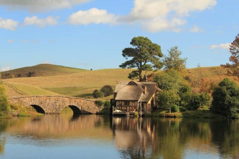 From Auckland: Hobbiton Movie Set Private Tour (Flexible) - A Closer Look at the Hobbiton Private Tour