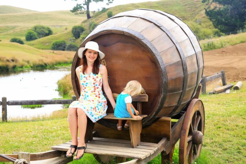 From Auckland: Hobbiton & Rotorua Tour with Lunch at Te Puia - Who Will Love This Tour?