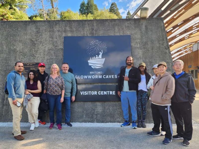 From Auckland: Hobbiton, Waitomo Caves & Kiwi House Tour - Who Is This Tour Best For?