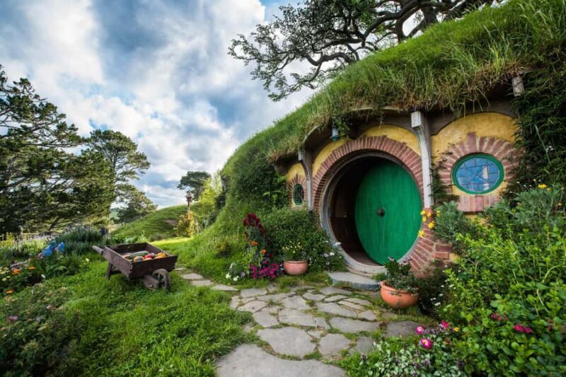 From Auckland: Lord Of The Rings Hobbiton Day Tour - Key Points