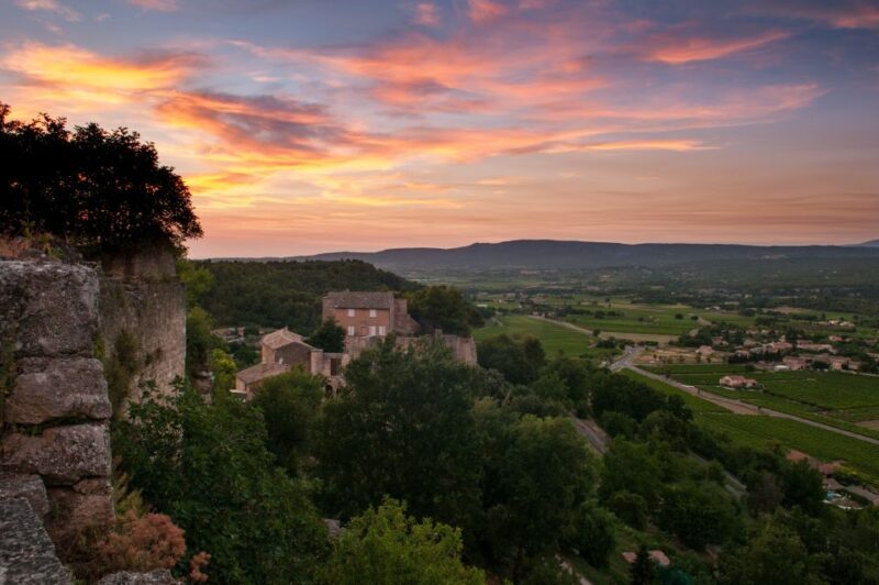 From Avignon: Luberon Villages Day Tour - Discovering the Charm of the Luberon
