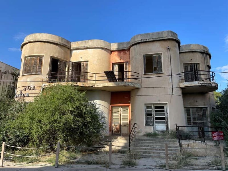 From Aya Napa/Protaras: Varosha Ghost Town Tour on a Red Bus - Who Will Enjoy This Tour?