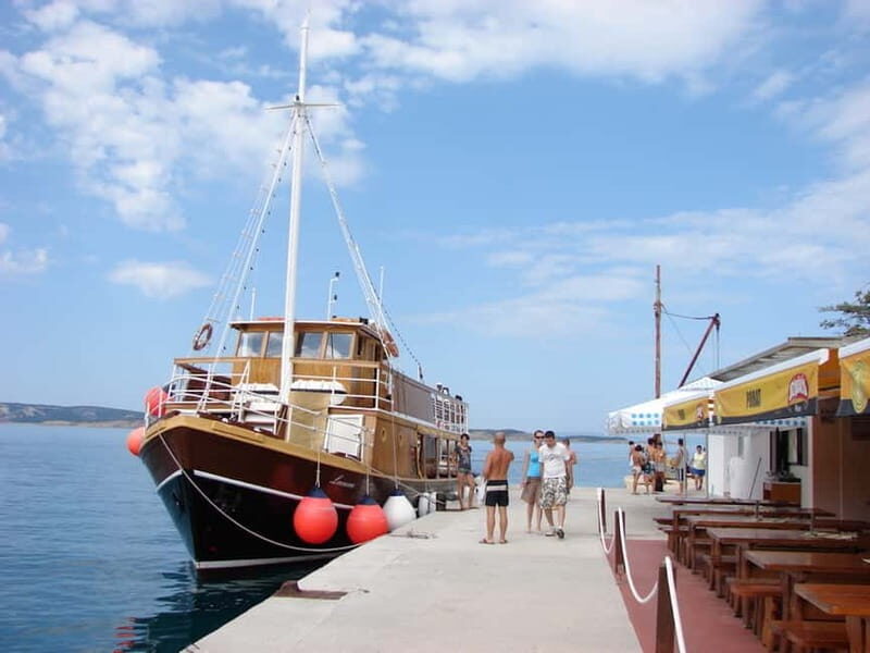 From Baka: Island Day Trip on a Traditional Ship with Lunch - Final Thoughts: Who Will Love This Tour?