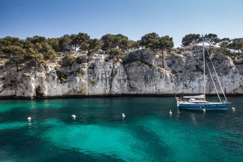 From Bandol: Visit the 7 calanques of Cassis & Marseille (2.5 hours at sea) - Who Will Love This Tour?