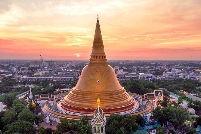 From Bangkok : Train Market, Floating Market & Nakhon Pathom Tour - Exploring the Maeklong Railway Market