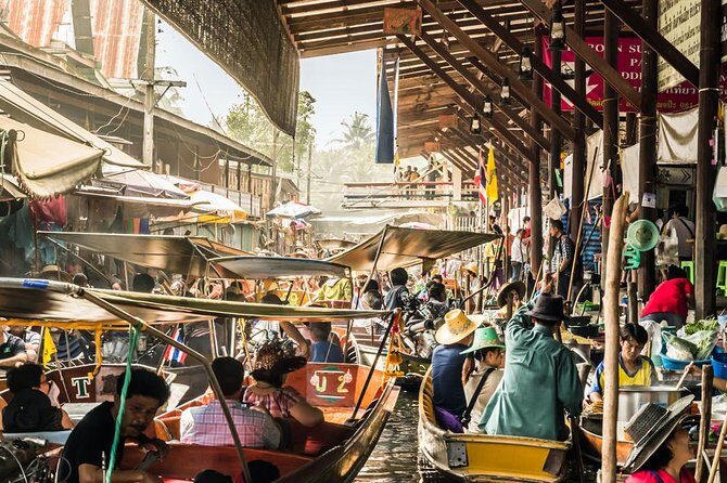 From Bangkok : Train Market, Floating Market & Nakhon Pathom Tour - Who is this tour best suited for?