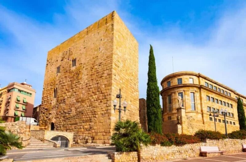 From Barcelona: Excursion to Montserrat, Tarragona, and Sitges - Exploring Montserrat: Mountain Majesty and Spirituality