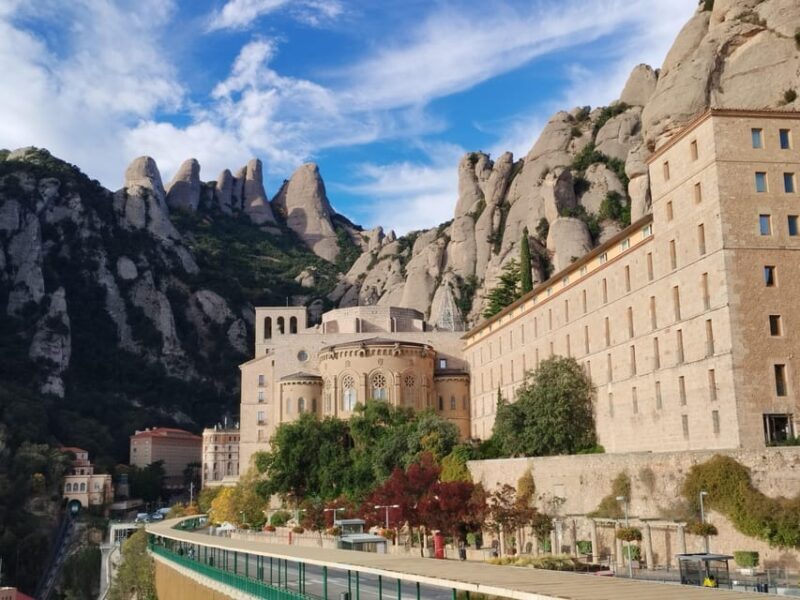 From Barcelona: Montserrat Monastery & Hike with Cable Car - Key Points