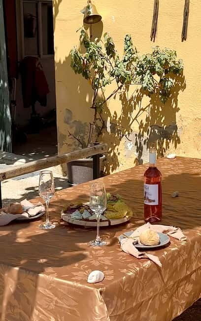 From Barcelona: PRIVATE Horseback Ride + Tapas + Picnic - Exploring the Penedès Countryside on Horseback: A Genuine Experience from Barcelona