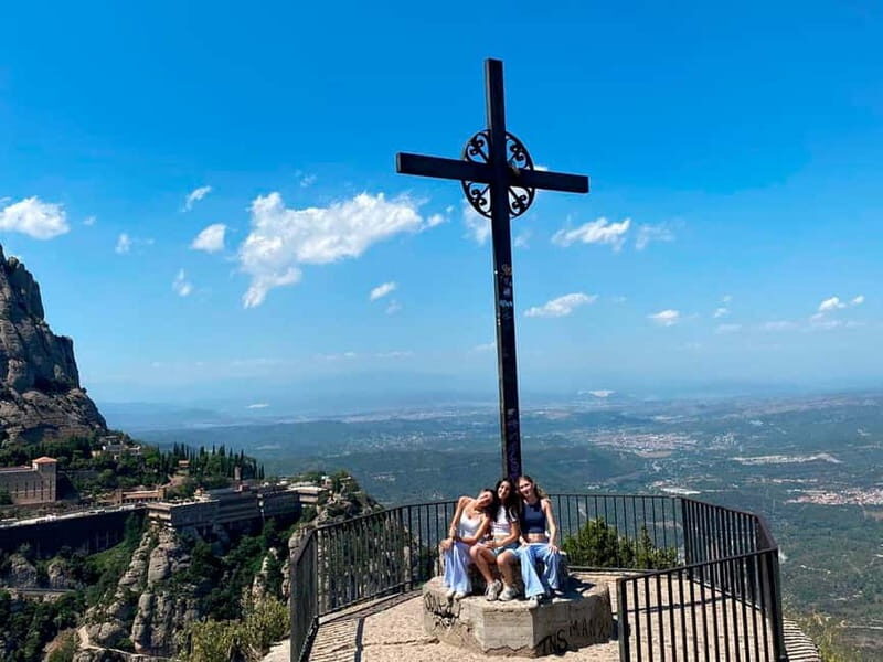 From Barcelona: Private Montserrat Guided Tour - Key Points