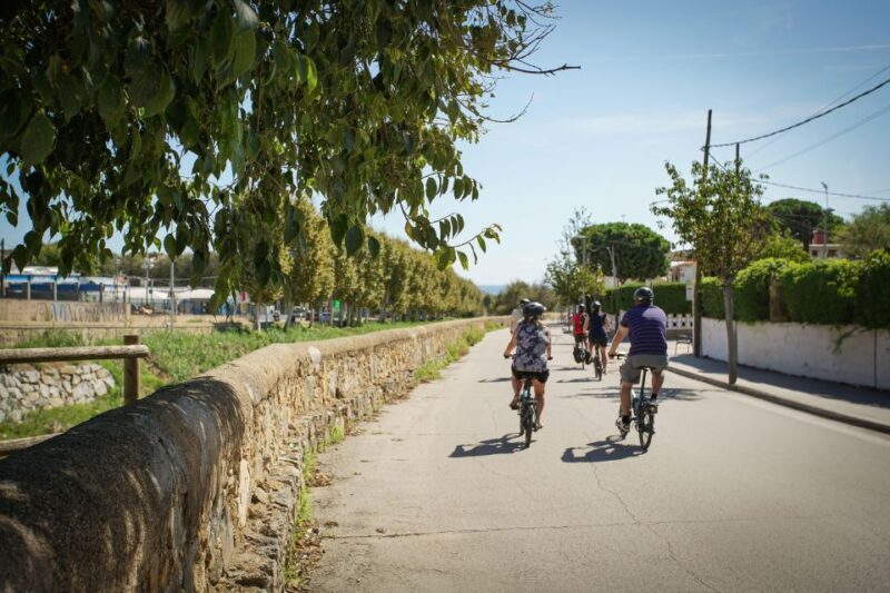 From Barcelona: Sailing and E-bike Winery Tour with Tastings - FAQ