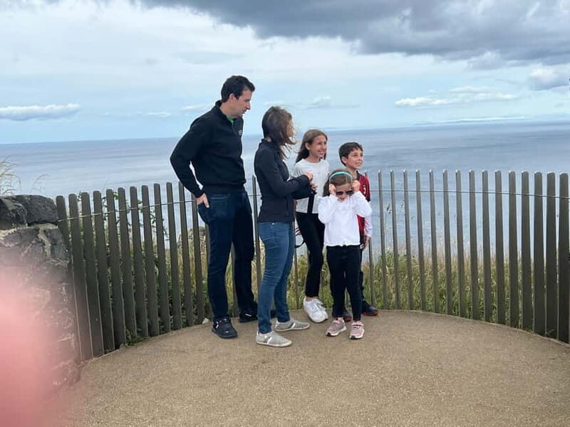 From Belfast: Giant's Causeway and Dark Hedges Day Tour - Key Points