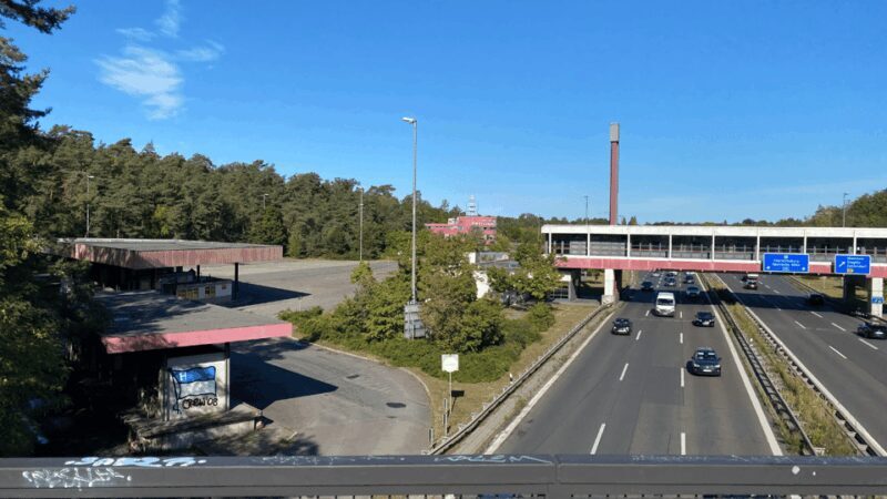 From Berlin: Kings, Crimes, & Spies Potsdam Day Trip by Van - Who Should Consider This Tour?