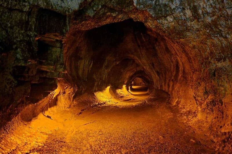 From Big island Kona Volcanoes and Waterfalls Shared Tour - Who Should Consider This Tour?