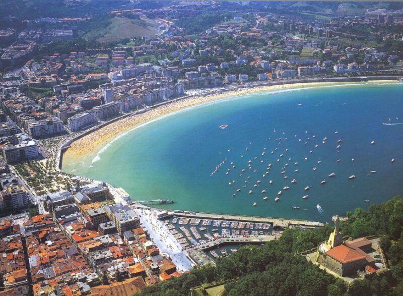 From Bilbao: Biarritz, Saint Jean de Luz, San Sebastian Tour - FAQs