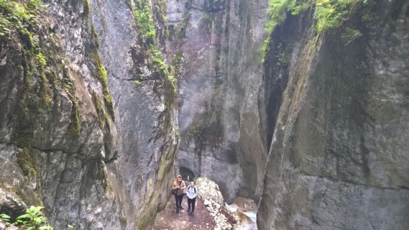 From Brasov: Day Trip to the Seven Ladders Canyon - FAQ